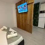 Zen Downtown شقة بوخارست